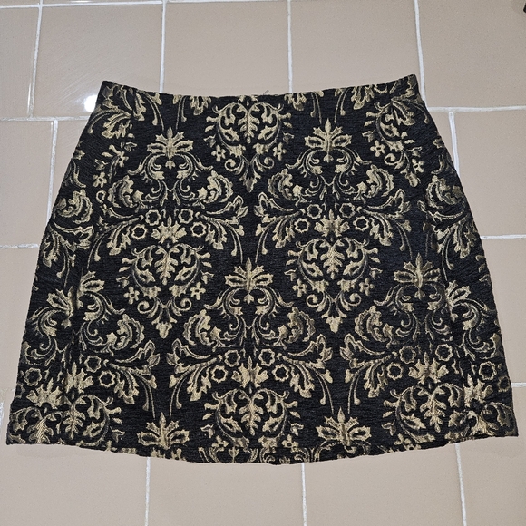 Urban Outfitters Dresses & Skirts - Urban Outfitters vintage-style mini skirt  (M)